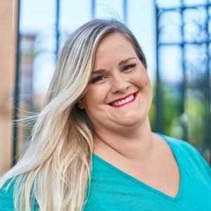 Meet your Posher, Staci